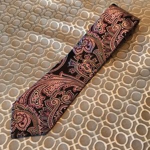 Extra Long men’s tie.